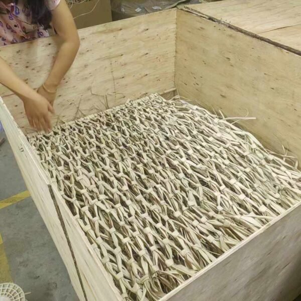 Palm leaf woven wall hanging wooden box packaging for bulk production