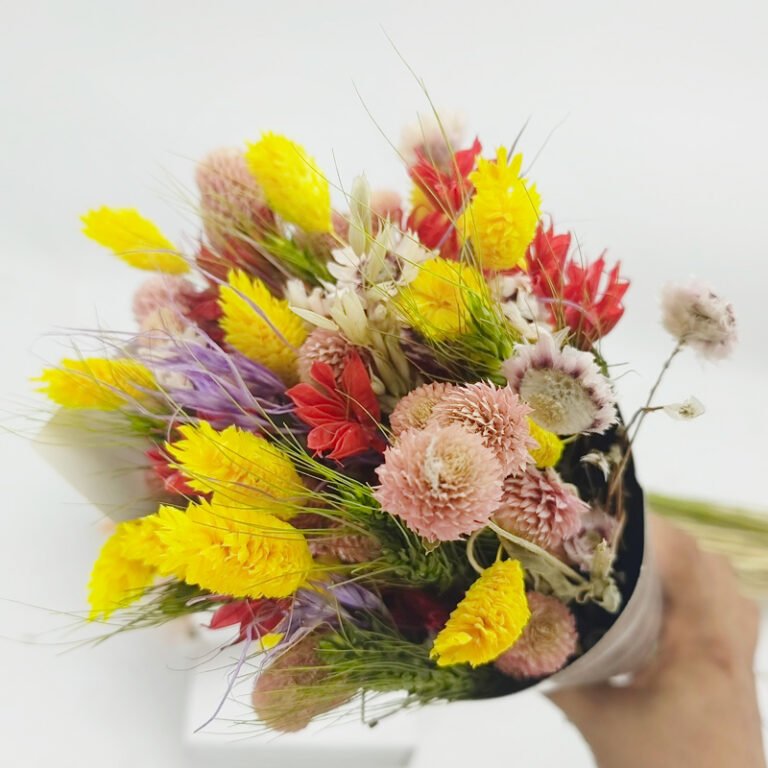 Flower Arranging Ideas & Tips