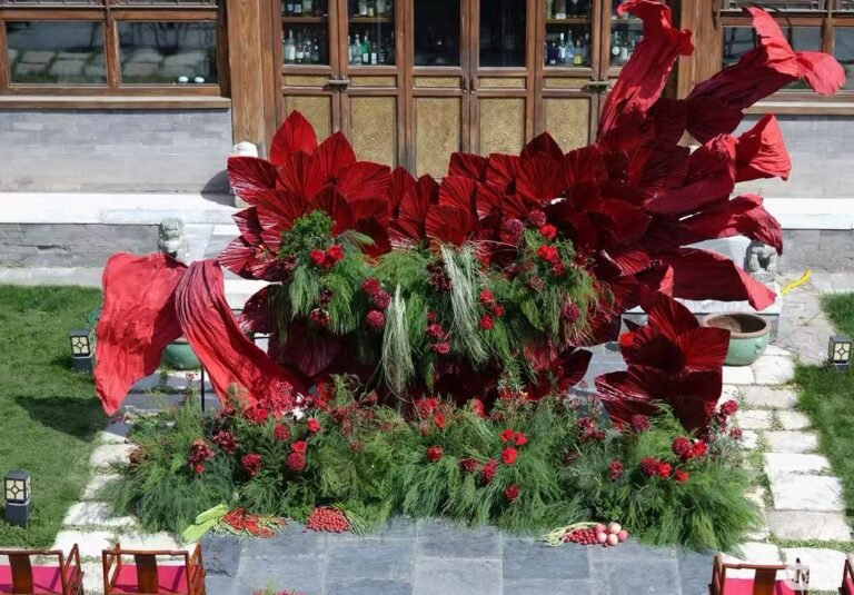 Blooming into 2026: Your Guide to Next-Level Wedding Flowers! 🌸