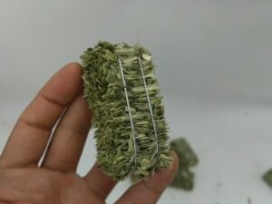 mini hay bale fall decor